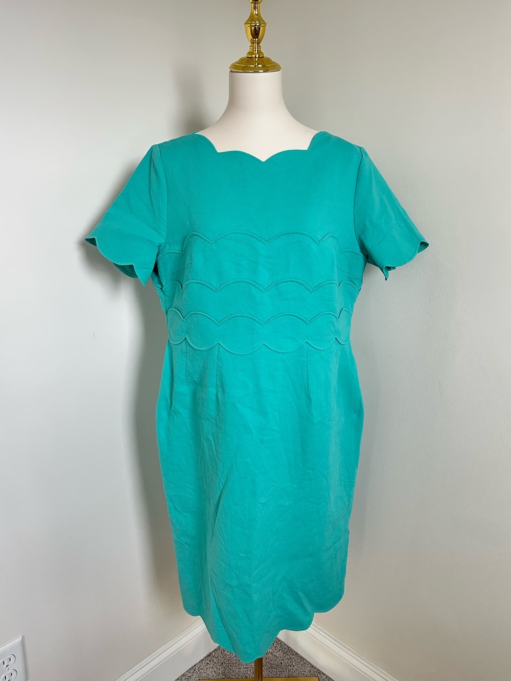 ESCADA Demmia Aqua Scallop Dress